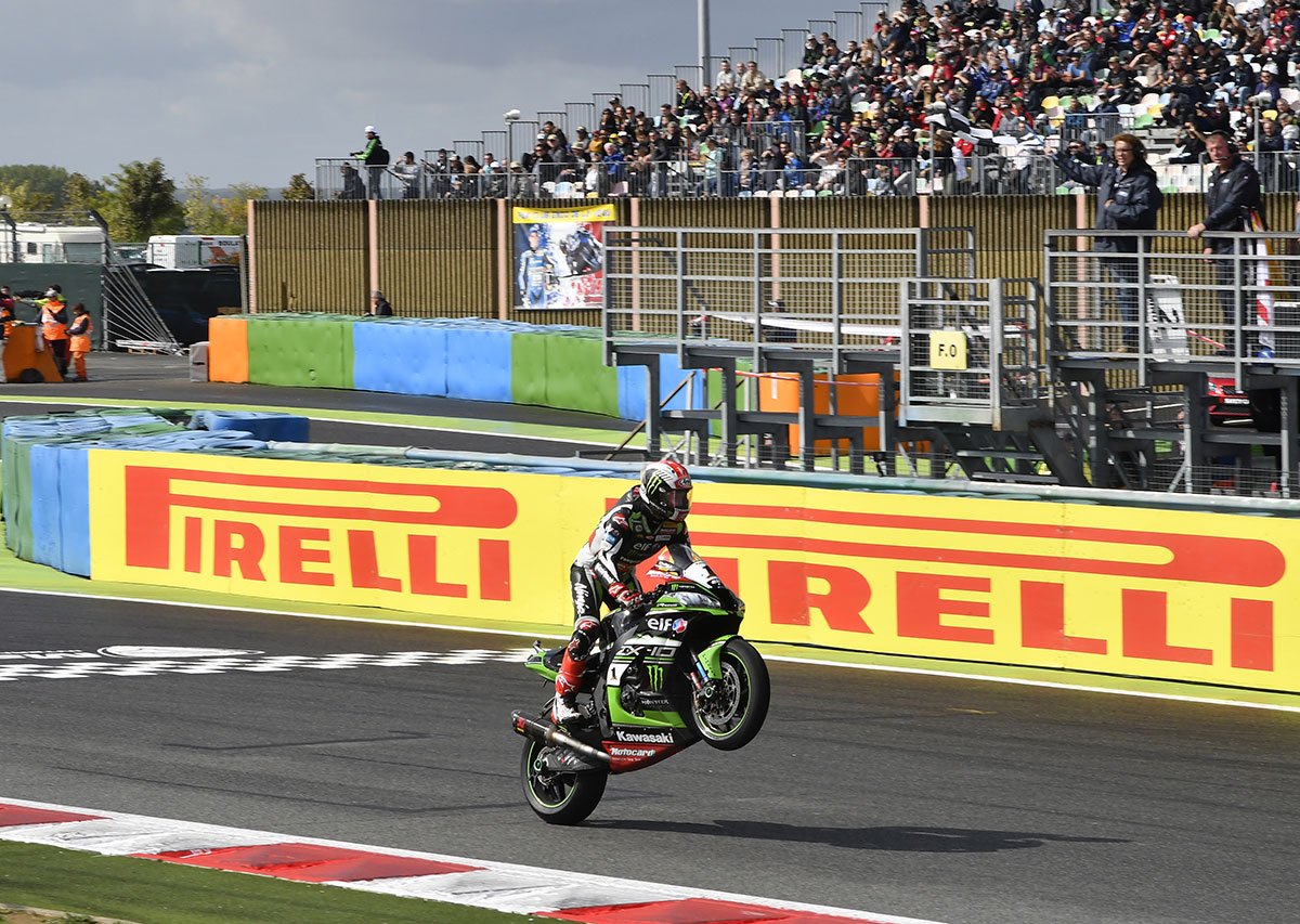 Magny-Cours carrera 1; informe Pirelli Moto