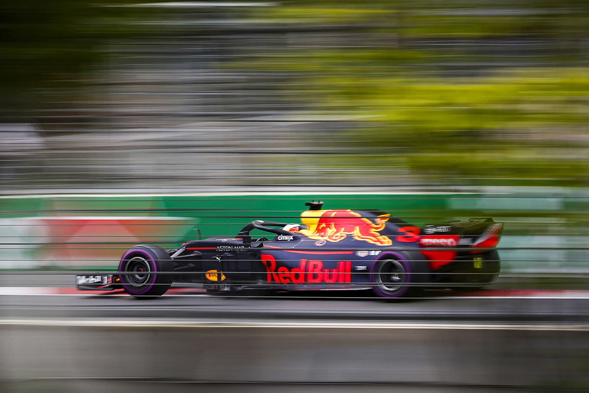 Ricciardo el más rápido en los Libres del viernes de Azerbaiyán