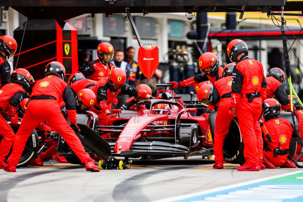  Ferrari: “Podrí­amos haber ganado 8 de 13 carreras”